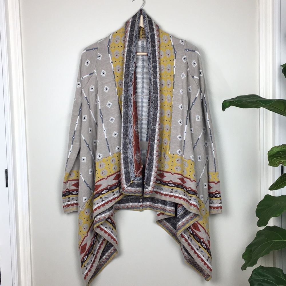 Freeway southwestern flyaway cardigan small